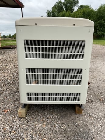40 KW Cummins / Cummins/stamford, Natural gas generator set, 120/208 Volts, 3-phase, 1800 RPM, S/N: - Image 4