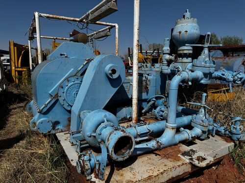 Gardner Denver #PZ8, triplex mud pump, Caterpillar 3412 engine, Allison 6061 transmisison, mounted on skid - Image 1