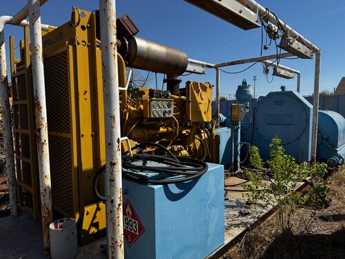 Gardner Denver #PZ8, triplex mud pump, Caterpillar 3412 engine, Allison 6061 transmisison, mounted on skid - Image 2