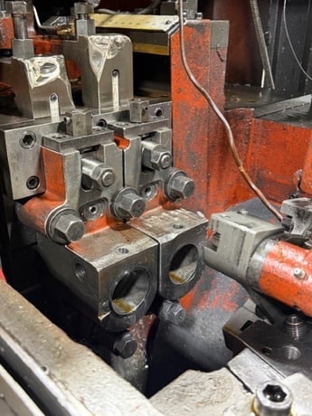 0.55" x 6.7" Asahi Okuma #AOT-12L-7-110, 2D2B Long Stroke Header, sound attenuated enclosure, 120 PPM, w/ - Image 2