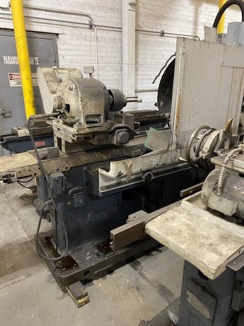 Heald #72-A, ID Grinder, 15" swing, 3 jaw 8" chuck, coolant - Image 3