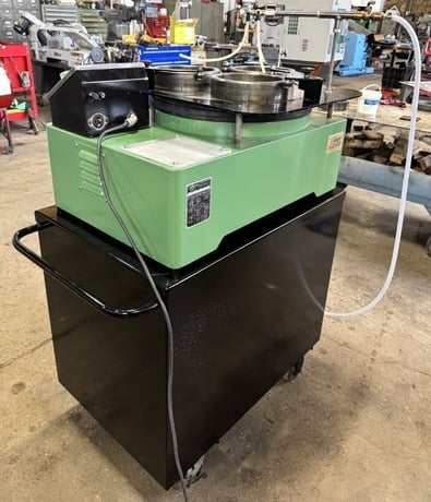 20" Lapmaster, open face, bench model, several plates available extra, timer, 3 rings (7-1/2" ID), pump - Image 7