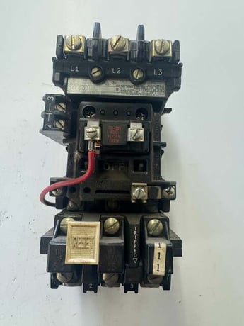 Allen-Bradley Magnetic Motor Starter 509-BOD - Image 1