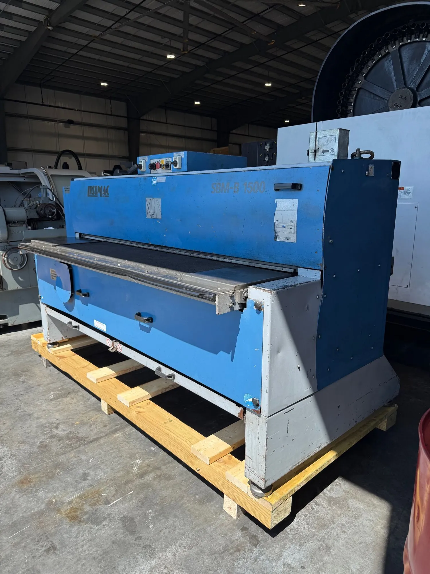 Lissmac #SBM-B-1500, deburring machine, 2007 - Image 3