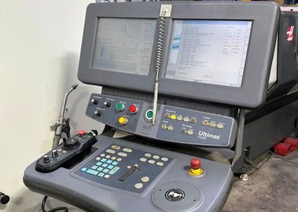 Hurco #VMX42, Vertical Machining Center, 42" X, 24" Y, 24" Z, 10000 RPM, 24 automatic tool changer, 2004 - Image 3
