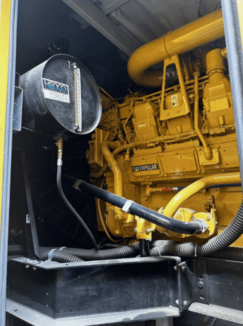 1500 KW Caterpillar #3512, Diesel Generator Set w/ Paralleling Switchgear, 480 Volts, 1800 RPM, 8000 amp - Image 6