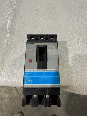 90 Amps, Siemens #ED43B090, Molded Case Circuit Breaker, 3-pole, 240/480 VAC, 250 VDC, 3PH - Image 1