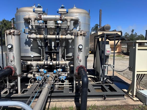 1600 KW Caterpillar #G3520C, Natural gas generator set, 4160 Volts, 3-phase, 1200 RPM, walk-in enclosure, 2012 - Image 6