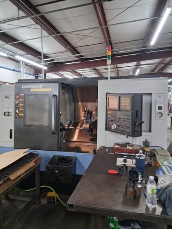 Daewoo Doosan #Puma-2000Y, CNC lathe, 23.6" sw, 2.63" bar, 13" dia., 20.1" lgth, 4500 RPM, 20 HP, A2-6, 12 - Image 1