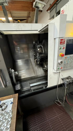 Haas #ST-20Y, CNC Turning Center, 31.7" swing, 21" machining length, 11.75" turning diameter, 8" chuck, 2.5" - Image 2