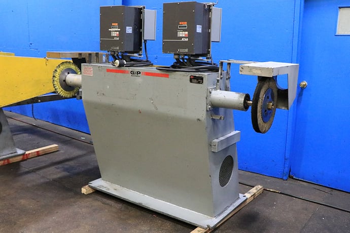 G & P #2MVS-1000, grinding & polishing buffing lathe, 1.5" x 6" spindle, 2008 - Image 4