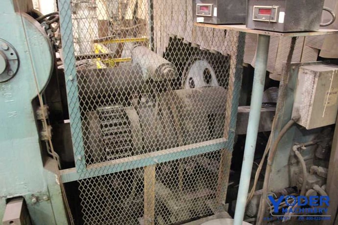 4' x 1-11/16" Bertsch #18, heavy duty, 50" rolls, 17" roll diameter, hyd.drop end, 50 HP, #62696 - Image 9