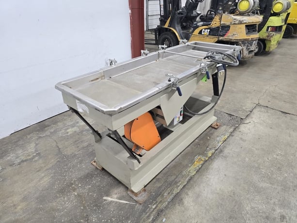 22" x 72" MGB Engineering, classifier, 3 separations, 1/8" fines & 1/4" overs screens, 1.5 HP Weg motor, 2016 - Image 2