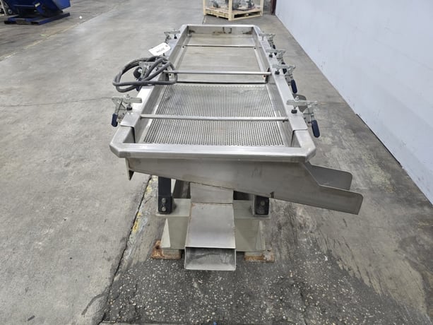 22" x 72" MGB Engineering, classifier, 3 separations, 1/8" fines & 1/4" overs screens, 1.5 HP Weg motor, 2016 - Image 5