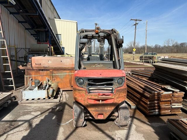 5600 lb. Linde #H30D, sit-down forklift, FOR PARTS, 184" mast, diesel, 3422 hours, 2006, 10555 - Image 4