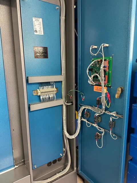 225 Lb. B & C Technologies #DI-225, Natural Gas Dryer, reversing drum, tilt function, microprocessor - Image 5