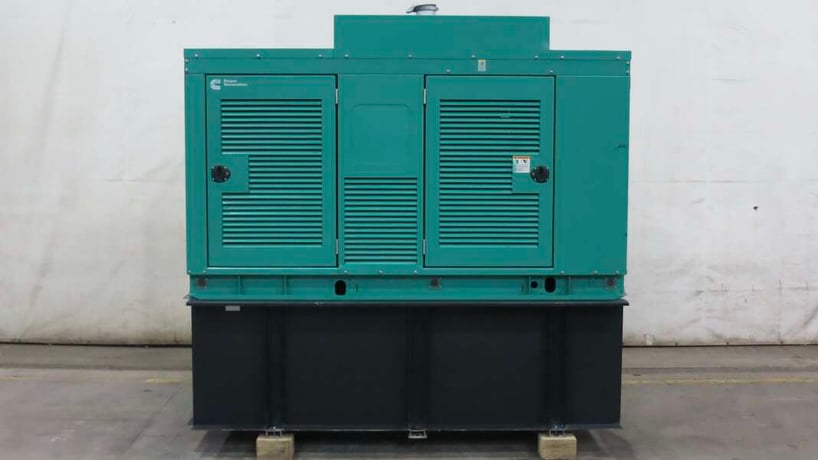 250 KW Cummins #DQDAA, diesel generator set, 277/480 Volts, 85 hours, 464 HP @ 1800 RPM, QSL9-G7 engine, EPA - Image 1
