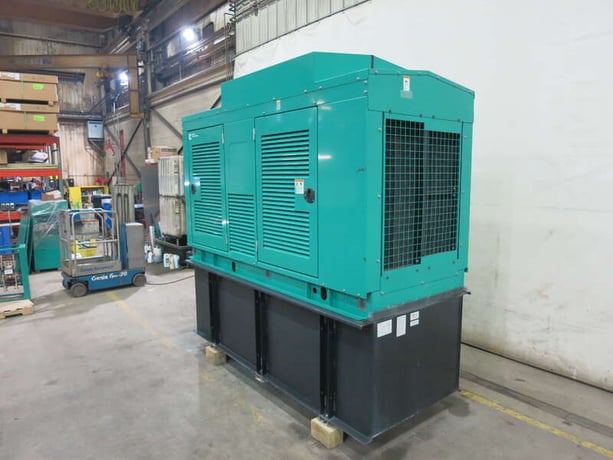 250 KW Cummins #DQDAA, diesel generator set, 277/480 Volts, 85 hours, 464 HP @ 1800 RPM, QSL9-G7 engine, EPA - Image 3