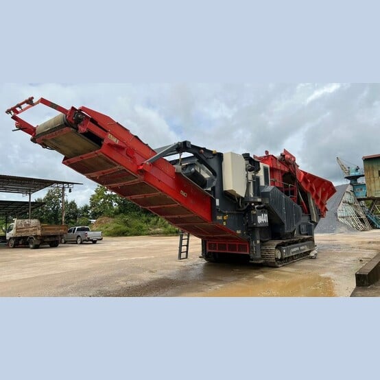 Sandvik #QH441, Mobile Cone Crusher, 8,000 Machine Hrs, 9,985 Engine Hrs, 2016 - Image 1