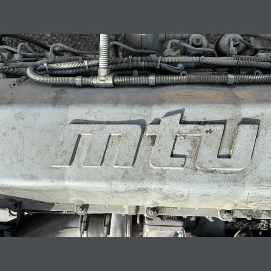 250 KW MTU #DS250, Diesel Generator, 120/208 Volt, 418 HP MTU engine, 1800 RPM, 1000 amp Square D main - Image 9