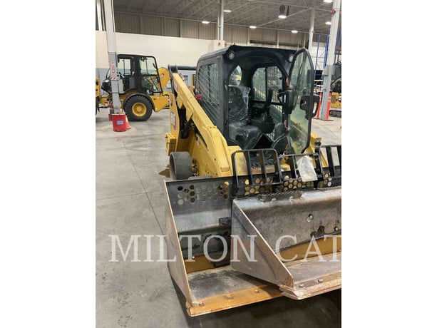 Cat 262D3, Skid Steer Loader, 2038 hours, S/N: TP401874, 2023 - Image 2