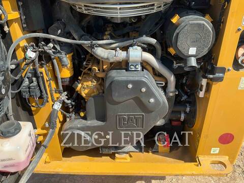 Caterpillar 239D3, 2050 hours, S/N: RWK00268, 2023 - Image 7
