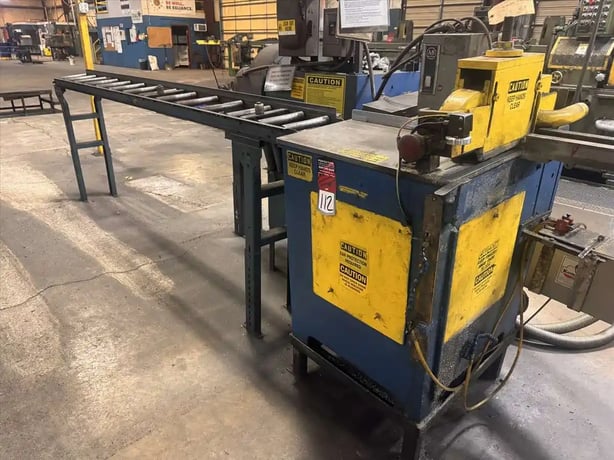 Niles Simmons #SimCut-S180, up-acting aluminum saw, collection system & infeed conveyor - Image 1