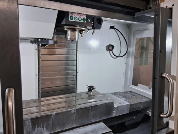 Haas #VF-2SS, CNC vertical machining center, 36" x14" tbl., 30" X, 16" Y, 20" Z, 30 HP, 12000 RPM, 30 - Image 2
