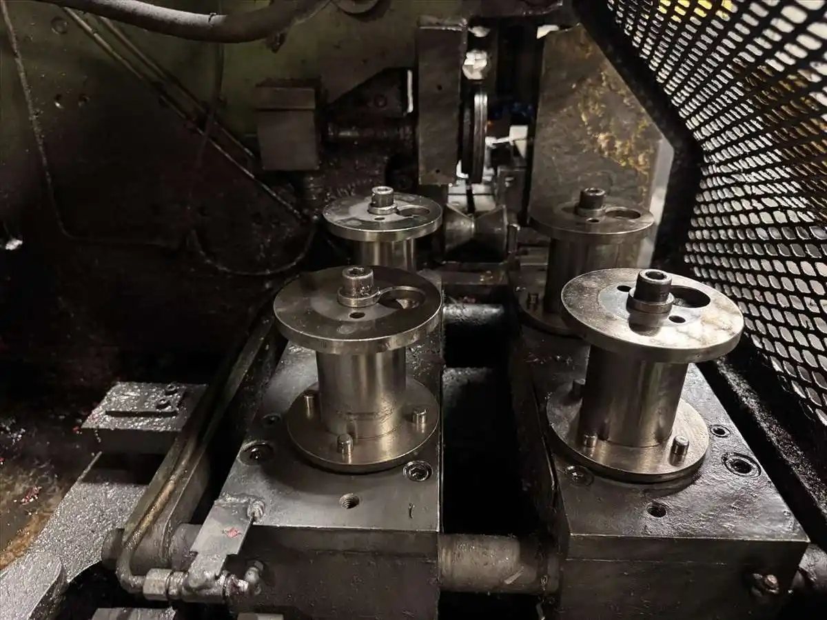 .187" - 1.50" Haven #871, dual blade shear tube cut off, 20' infeed, assorted tooling - Image 3