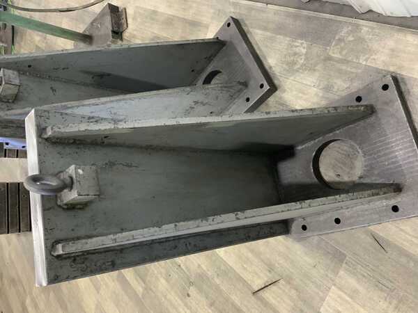 14-1/4" x 34-1/8" x 20-1/4" Angle plates, 2-1/4" plate face thickness (2 available) - Image 9