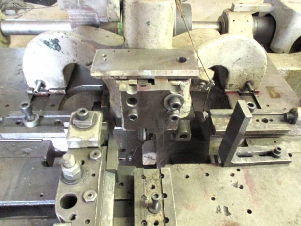 Baird #3-24, fourslide, 3/16" dia.wire, 24" feed lngth, 3-90 SPM, 3" front slid stroke - Image 9