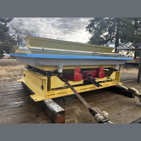 Action Instruments Mining #M10, 8 TPH Hydraulic Wave Table, Gold Concentrating Table, -40 Mesh Feed - Image 2