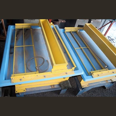 Action Instruments Mining #M10, 3 to 8 TPH Wave Table, Gold Concentrating Table (2 available) - Image 2