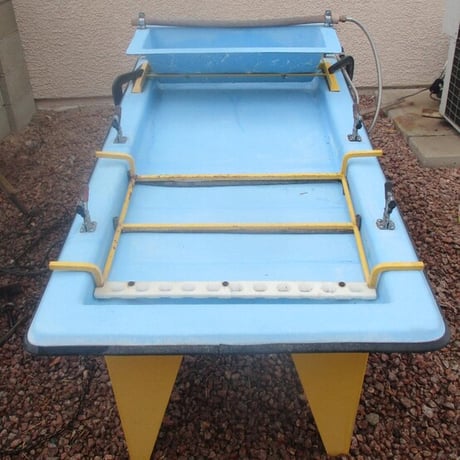 Action Instruments Mining #M7, 1,500 to 2,500 lb/hr Wave Table, Gold Concentrating Table - Image 2