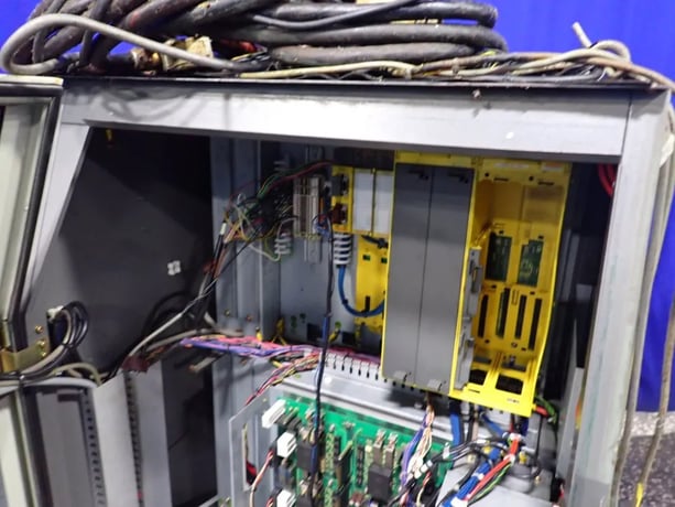 Fanuc #A05B-2403-B042, robot control system, 2000 - Image 8