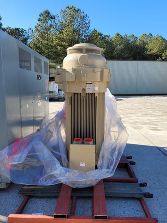 450 HP 1800 RPM General Electric, Frame L5013VP, TEFC, VSS, vertical solid shaft, new, 2300/4160 Volts (2 - Image 1