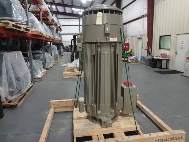 600 HP 1800 RPM General Electric, Frame L5013VP, TEFC, VSS, vertical solid shaft, new, 2300/4160 Volts - Image 2