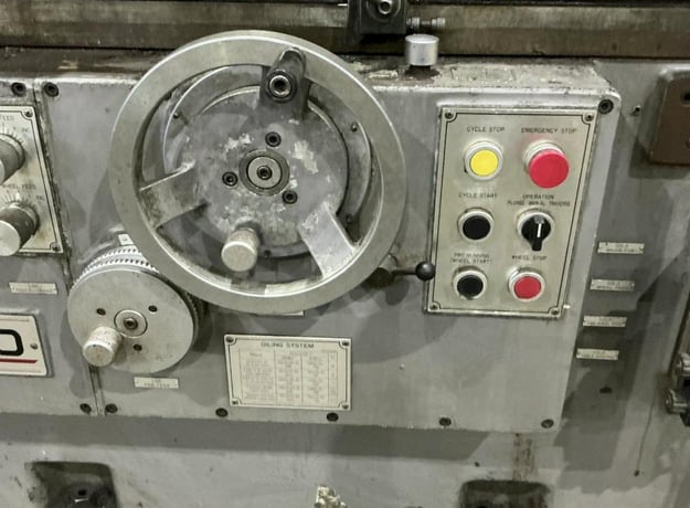 12" x 40" Shigiya #GUA-30-100, outside dimension hydraulic cylindrical grinder, 14" x 2" x 5" wheel, power - Image 8
