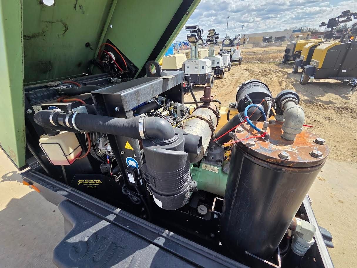185 cfm, 100 psi, Sullair #185DPQ, air compressor, 49 HP engine, Tier 4 Final, 27 gallon fuel tank, 2017 - Image 7