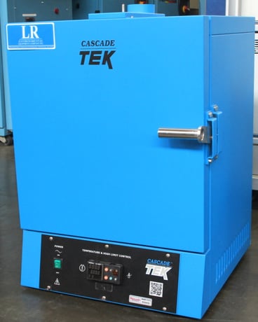 12" width x 14.5" H x 13.7" D Cascade Tek #TFO1, lab oven, 300°C 572 °F), Watlow EZ-Zone Programmer, RS-485 - Image 1