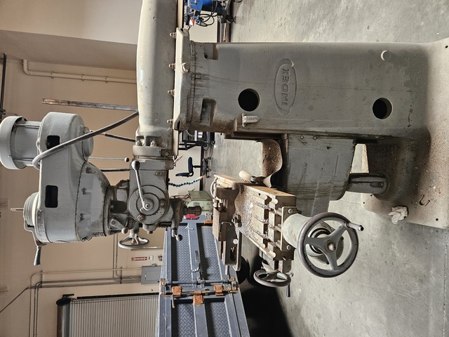Wells-Index #745, Vertical Knee Mill, 9" x 46" table, 1.5 HP, 2850 RPM, 220/440 Volts, 3PH, 1973 - Image 4