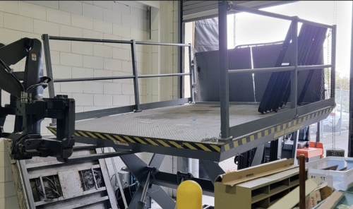 6 Ton, PentaLift, truck mounted lift, 12000 lb., 7.5 HP, 18.8 amps, 230 V., triple piston - Image 1