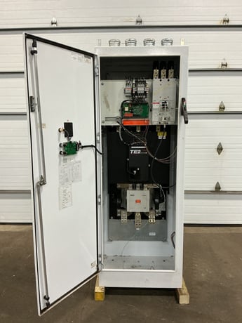 500 HP Toshiba #TE-H-690-CB-4 TE2 Series, sollid state starter, 1200 amp breaker, Nema 7 starter - Image 9