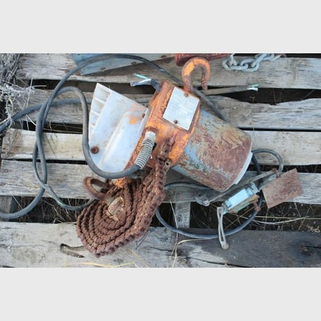 0.5 Ton, Yale #1/2K17FMG3, rollet type midget king chain hoist, hook mount, 440 V., 3-phase - Image 1