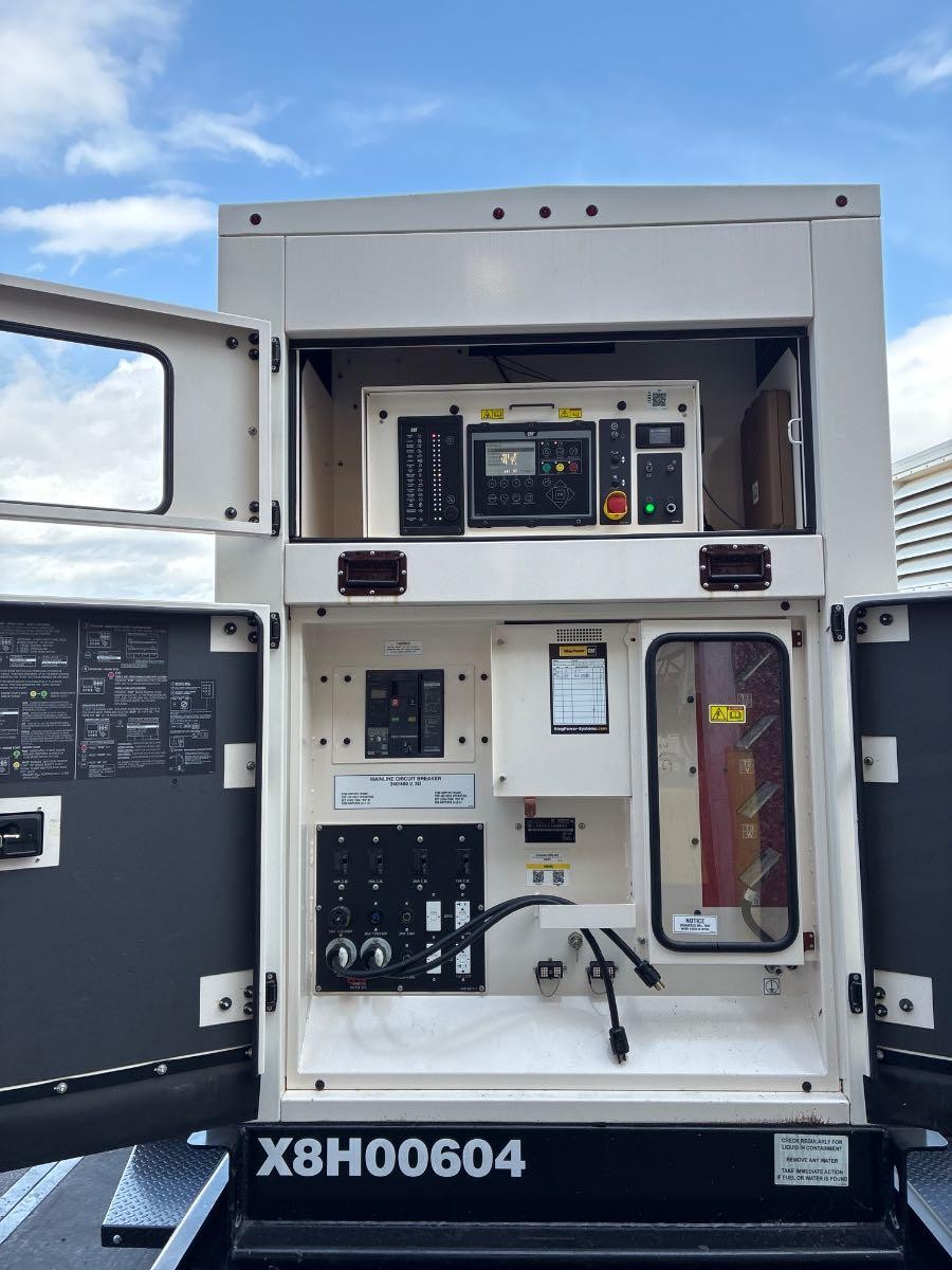 375 KW Caterpillar #XQ425, mobile diesel generator set, 480 Volts, 240 hours, 1800 RPM, C13 engine, EPA Tier - Image 1