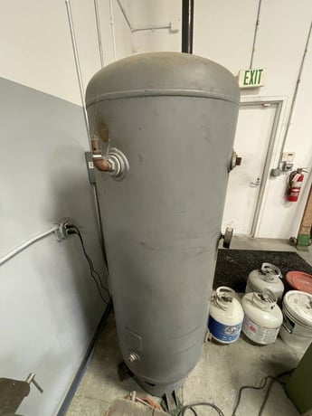 5 HP Powerex Whisper Quiet, oilless scroll compressor, 13 gallon tank, w/ dryer, 51 dBA, 6000 hours - Image 9