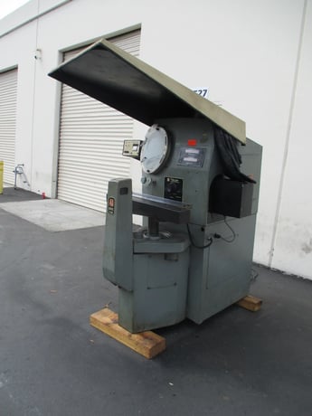 16" Jones and Lampson, optical comparator, surface & profile illumination - Image 3