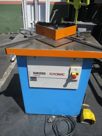 3/16" x 7" x 7" Euromac Haeger #200/4, hydraulic corner notcher, automatic hold-down - Image 2
