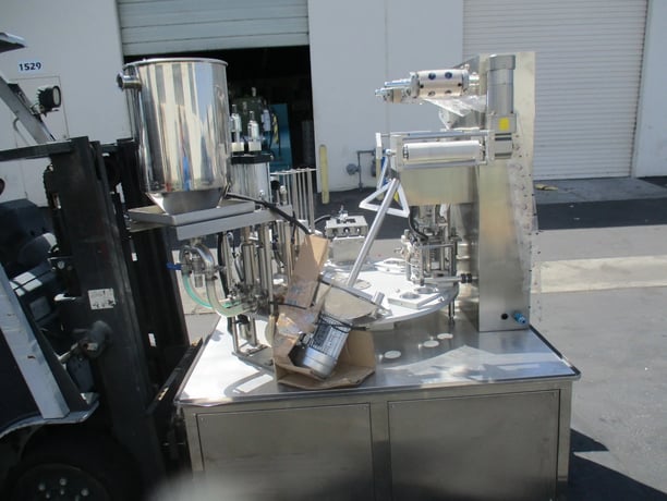 Chun Lai #KIS 900, automatic rotary cup filling and sealing machine - Image 8