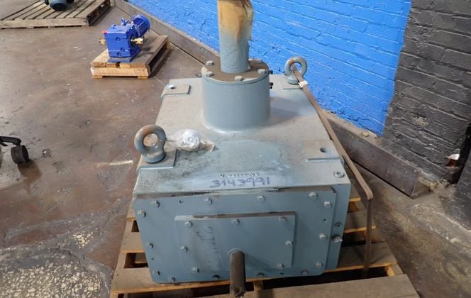 Philadelphia Gear, gear reducer, 393.83:1 ratio, 4.6 HP, 1750 RPM - Image 1